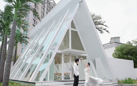 仪式堂 [ 最大10桌 · 高0.0m · 无柱 ·  ]